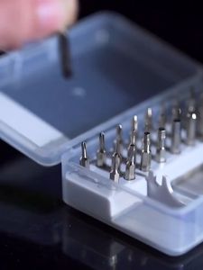 Mini 32 in 1 Precision Torx Screwdriver Set Magnetic Phillips Bits Multifunctional Hand Repair Tool Kit for Phone PC Watch Glasses