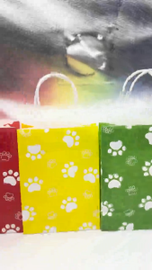 16pcs with 4different color Cute and Trendy Animal Paw Print Paper Bag Candy Bag Loot Bag and Gift Bag