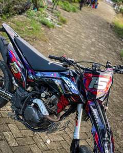 DECAL STIKER FULLBODY CRF 150 WARNA MERAH HITAM FULL CRUM PREMIUM BEBAS CUSTOM