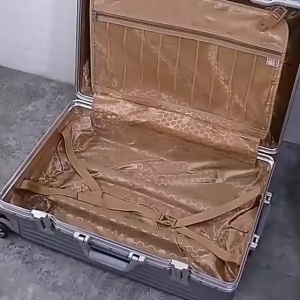 Travel Pouch Organizer Tas Serut Makeup Traveling Serbaguna Motif Ukuran 20cm x 16cm