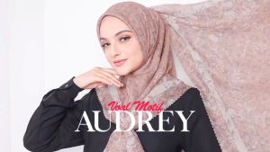 Hijab Segiempat Voal Motif Audrey: Hijab Desain Modern Untuk Berbagai Acara