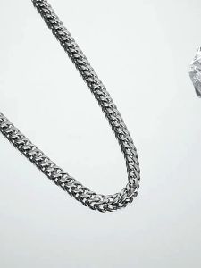 KALUNG RANTAI TITANIUM ANTI KARAT DAN TIDAK PUDAR COCOK UNTUK PRIA DAN WANITA