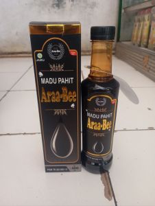 SUPLEMEN HERBAL MENURUNKAN KADAR  GULA  KENCING MANIS Asma Bronkitis Darah Tinggi/hipertensi TBC Asam UratKolesterol Asli original MADU HITAM PAHIT ARAA-BEE terbuat dati madu Asli berkualitas dan disinergikan dengan berbagsi bahan herbal herbsl pilihan