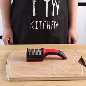 Dụng cụ mài dao kéo đa năng Living C M89 mài dao cầm tay 3 cấp độ có tay cầm chắc chắn tiện lợi Y