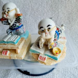 Wholesaler / Direct Local Supplier For Ceramic / Porcelain Little Monk / Boy / Monks / Boys 陶瓷小和尚 / 小子的批发商 / 本地直接供应商