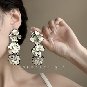 French Holiday Style Petal Edged Earrings Vintage High-End 3D Flower Stud Earrings Sweet Fairy Atmosphere Ear Jewelry
