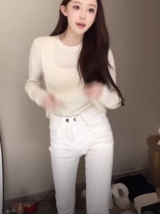 Thickened High-Waist Pencil Jeans for Women White Slimming Denim Trousers with Elastic Waist and Padded Butt