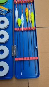 combo hộp phao câu đài tặng phao điện và phao đài 6 quả kèm quà tặng x