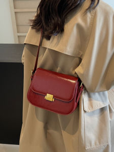 Fashionable Red Shoulder Crossbody Bag Womens New Style Underarm Bag Simple Popular Single Shoulder Slanting Bag Korean Style