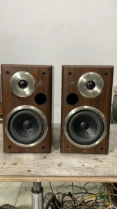 Bán Cặp Loa Booksheolf Nghe Nhạc SANSUI  S11 ( ko lưới góc hơi xấu) bãi nhật về hát cực hay