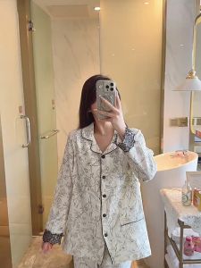 Bộ Đồ Bầu Và Sau Sinh Dài Tay Có Khe Mở Cho Con Bú Chất Liệu Xô Muslin M7