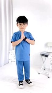 Setelan Koko Anak Cowok: Pilihan Terbaik untuk Baju Muslim Anak\\n\\n Apa Itu Setelan Koko Anak?\\n\\n Pengertian Singkat tentang Setelan Koko Anak\\nSetelan Koko Anak adalah pakaian tradisional yang dikenakan oleh anak laki-laki Muslim. Biasanya terdiri dari celana panjang dan kaos atau kemeja yang dipadukan dengan celana tersebut. Setelan Koko Anak memiliki banyak kelebihan dan menjadi pilihan yang populer di kalangan orang tua Muslim.\\n\\n Kelebihan Menggunakan Setelan Koko Anak\\nMenggunakan Setelan Koko Anak memiliki beberapa kelebihan, antara lain:\\n\\n- Menyediakan pakaian yang sesuai dengan norma dan tradisi Islam.\\n- Desain yang elegan dan modern, cocok untuk berbagai acara.\\n- Mudah dipadukan dengan pakaian lainnya.\\n- Terbuat dari bahan berkualitas tinggi yang nyaman dikenakan.\\n\\n Mengenal Neeca Size 6-14\\n\\n Ukuran dan Fitur Neeca\\nNeeca adalah salah satu merek yang menawarkan Setelan Koko Anak dengan ukuran 6-14. Ukuran ini dirancang untuk anak laki-laki dengan usia antara 5 hingga 14 tahun. Neeca menawarkan fitur-fitur seperti bahan berkualitas tinggi, desain elegan, dan nyaman dikenakan.\\n\\n Cara Memilih Ukuran yang Tepat\\nUntuk memilih ukuran yang tepat, penting untuk mengukur tinggi dan berat badan anak Anda. Ini akan membantu Anda menentukan ukuran yang paling sesuai dengan tubuh anak Anda. Anda juga dapat merujuk pada tabel ukuran yang disediakan oleh Neeca.\\n\\n Koko Hazel Set Koko Anak: Pilihan Terbaik\\n\\n Spesifikasi Koko Hazel\\nKoko Hazel adalah salah satu merek Setelan Koko Anak yang populer di pasaran. Spesifikasi Koko Hazel meliputi:\\n\\n- Bahan berkualitas tinggi\\n- Desain elegan dan modern\\n- Nyaman dikenakan\\n- Tersedia dalam berbagai ukuran\\n\\n Keunggulan Koko Hazel\\nBeberapa keunggulan Koko Hazel antara lain:\\n\\n- Bahan berkualitas tinggi yang nyaman dikenakan\\n- Desain elegan dan modern yang cocok untuk berbagai acara\\n- Tersedia dalam berbagai ukuran, sehingga mudah untuk menemukan ukuran yang tepat\\n- Harga yang terjangkau\\n\\n Tips Memilih Baju Muslim Anak Murah\\n\\n Tips Memilih Baju Muslim Anak dengan Budget Terbatas\\nUntuk memilih Baju Muslim Anak Murah, berikut adalah beberapa tips yang dapat Anda ikuti:\\n\\n- Bandingkan harga antara merek dan toko yang berbeda\\n- Cari diskon atau penawaran spesial\\n- Pilih bahan yang berkualitas tinggi namun tetap terjangkau\\n- Perhatikan ukuran dan fitur yang tersedia\\n\\n Cara Memilih Baju Muslim Anak yang Nyaman\\nUntuk memilih Baju Muslim Anak yang nyaman, berikut adalah beberapa tips yang dapat Anda ikuti:\\n\\n- Pilih bahan yang lembut dan tidak panas\\n- Perhatikan desain dan fitur yang tersedia\\n- Cek ukuran dan pastikan sesuai dengan tubuh anak Anda\\n- Pilih model yang dapat dikenakan dalam berbagai situasi\\n\\nKoko Hazel Set Koko Anak adalah pilihan yang tepat untuk orang tua Muslim yang mencari Setelan Koko Anak yang berkualitas, elegan, dan nyaman dikenakan. Dengan berbagai ukuran dan harga yang terjangkau, Koko Hazel Set Koko Anak menjadi pilihan yang populer di kalangan orang tua Muslim.\\n\\nUntuk informasi lebih lanjut tentang Koko Hazel Set Koko Anak, silakan kunjungi website resmi mereka di [link].\n}