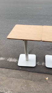 Chân bàn mặt vuông cafe thanh lý giá rẻ