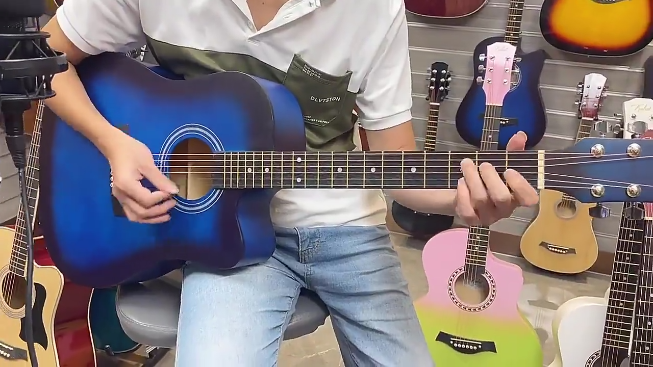 38" Acoustic Guitar Starter Kit For Beginners With Full Set Of 8 Accessories