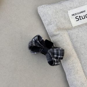 Kẹp Tóc Hình Con Bướm Vải Len Kẻ Caro Cỡ Nhỏ Cho Nữ Mùa Thu Đông Kẹp Tóc Mái Lệch Kiểu Mới 2024 Kẹp Cá Mập