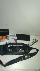 Tas Selempang Pria Outdoor Terlaris: Tas Selempang Bahan Tahan Air & Desain Ergonomis