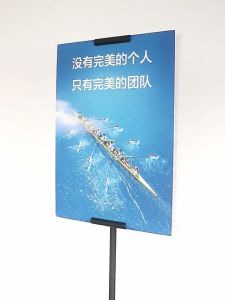 Sulwhasoo【ส่งจากกรุงเทพ】ขาตั้งป้ายโฆษณา ปรับความสูงได้ แสดงป้ายได้ 2 ด้าน ขาตั้งโปสเตอร์ ป้ายรับส่งทัวร์ ป้ายต้อนรับ ขาตั้งป้ายโฆษณา ขาตั้งฟิวเจอร์บอร์ด ขาตั้งป้ายพลาสวูด ฟิวเจอร์บอร์ดbunting stand ปรับระดับได้ วางป้ายได้2ด้าน สีดำ Matte