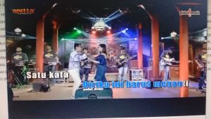 Flashdisk karaoke 16GB+Software karaoke Lagu Bebas Request !!