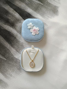 Velvet Jewelry Box Bracelet Storage Birthday Wedding Gift Packaging for Beautiful Atmosphere Cute 2024 Velvet Jewelry Box