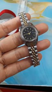 Đồng hồ nữ Q&Q có lịch second hand si nhật- đã qua sử dụng