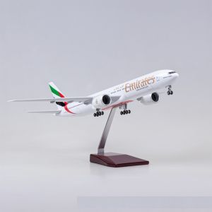 1/157 Scale 777 B777 Aircraft UAE Airlines Model 47CM Plastic Resin Plane Model Toy W Light and Wheel Landing Gear