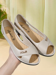 Comfortable Fish Mouth Mom Shoes Summer New Soft Bottom Slope Heel Hollow out Fashionable Sandals for Women Daily Wear