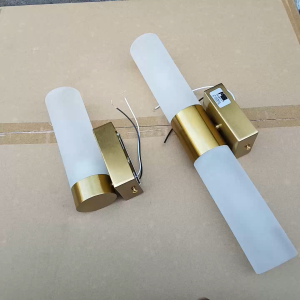 D-1212 Lampu dinding 2arah warna gold susu soft lampu wastafel minimalis