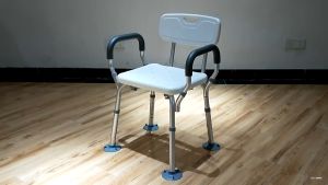 เก้าอี้นั่งอาบน้ำสำหรับผู้สูงอายุ เก้าอี้คนแก่ มีพนักแขนและพนักพิงหลัง เก้าอี้ถอดประกอบได้ ทำจากอลูมิเนียมคุณภาพสูง