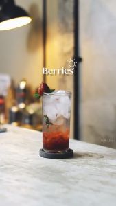 JINGGA Strawberry Syrup 350 ml - Sirup Flavour Strawberry Untuk Coffee Mocktail Cocktail