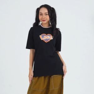 3Second Kaos Wanita Lengan Pendek Katun Atasan Casual OL-C070424