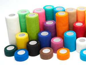 ผ้าพันแผล แบบยืดหยุ่น มีกาวในตัว ขนาด 5 ซม.*4.5 ม. หลากสี สําหรับรัดขาข้อมือ ข้อมือ เล่นกีฬา 1 ม้วน เทปล็อคผ้าล็อคข้อ