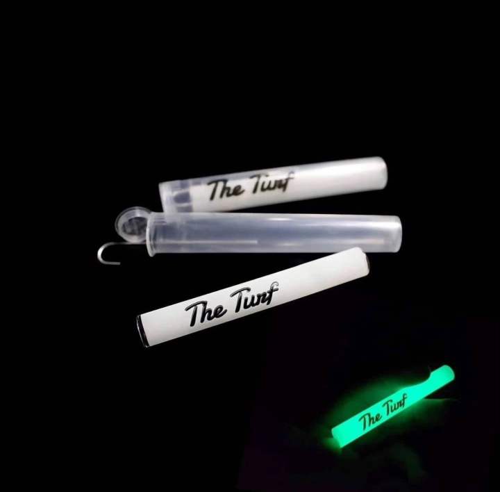 The Turf - One Glow Glass Tube (Glow in the dark)