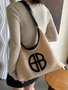 Woven Straw Woven Bag Womens Large Capacity 2023 New Arrival Easiest for Match Shoulder Seaside Beach Bag Work Clothing Bucket Tote Bag