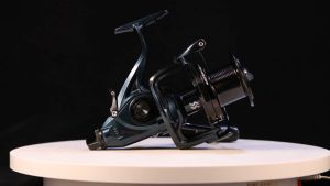 Sougayilang Gulungan Pancing Trolling 13 + 1 Ball Bearings Kecepatan Tinggi 4.6:1 Rasio Gear Belakang Drag Sistem Dengan Gratis Suku Line Spul Kuningan Pinion Gear Trolling Fishing Reels Memancing Untuk Bass Trout