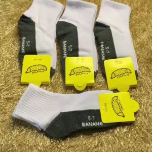 รองเท้า ผู้หญิง ผู้ชาย ถุงเท้านักเรียนกันลื่น ใส่สบาย ( 6คู่แพ็ค 12คู่)