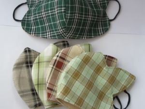 Khẩu trang tai mèo họa tiết kẻ sọc 3 lớp chống nắng hiệu quả