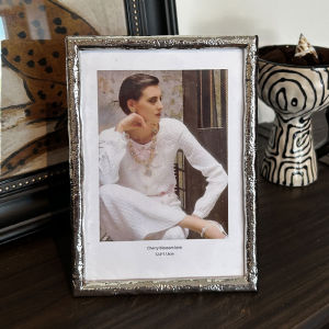 Silver American Style Photo Frame Stand 7 Inch 10 Inch Rectangle Metal Photo Picture Frame for Home Decoration
