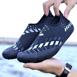 Couple Treadmill Shoes Quick-Drying Anti-Cut Snorkeling Wading Shoes Female Driving Sea Thick Bottom Five Finger Upstream Diving Beach Socks Male