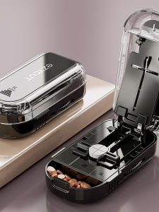 Portable Japanese Style Medicine Cutter Quartet Half Cutter Medicine Tablet Splitter Convenient Medicine Box Drug Dose Device