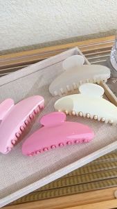 Girl Grab Clip Sweet Shark Clip Large Size Wave Grab Clip Korea Elegant Hair Claw Hairpin Acrylic Hairpin Hairclips for Sweet Girls Pink White Hair Claws Hair Accessories
