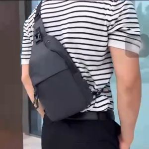 Tas selempang pria keren original anti air waterproof slingbag pria casual distro terbaru / AXE