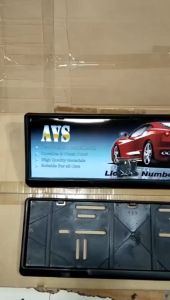 DUDUKAN PLAT / TATAKAN PLAT/ FRAME PLAT NOMOR 46CM TEBAL MODEL ASTRA AVS HITAM DAN PUTIH