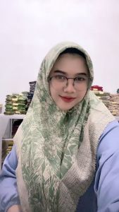 READY STOK HIJAB MOTIF PEMANDANGAN HIJAU TERBARU VOAL PREMIUM 2023