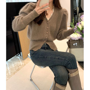 French Style Retro Red V-neck Knitting Cardigan Womens Fall and Winter Christmas New Year Sweater Outwear Waist-Tight Slim Looking Short Top