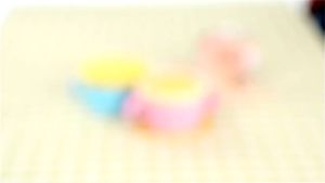 🍬🍭D0074ถ้วยใส่ขนม กันหก พร้อมฝาปิด ถ้วยขนมเด็ก ชามใส่ขนมแบบพกพา Snack catcher