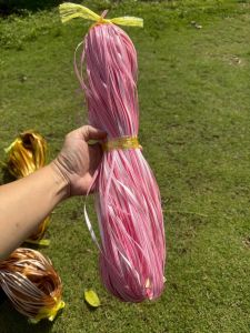 เส้นหวายเทียม ขนาด 4.8 มม. มีความเหนียวและทนทานเหมาะสำหรับสานตะกร้าสานฝาชีพสารกระเป๋าและตกแต่งกระติ๊บข้าว