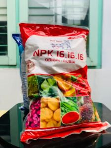 Pupuk pertumbuhan dan pupuk Buah NPK 16-16-16 1kg dari Pak Tani