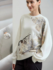 AMII | Casual Round Neck Artistic Floral Alphabet Print Sweatshirt