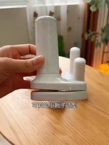 Folding Travel Clothes Rack Outdoor Balcony Clothes Drying Rack Punch-Free Retractable Clothes Drying Rack Tool