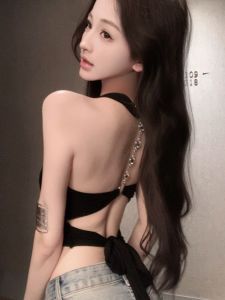 GUZILIAN | เสื้อกั๊กสายเดี่ยวคอวีสีดำเซ็กซี่สำหรับผู้หญิงในช่วงฤดูร้อน เสื้อผ้าทำงานสไตล์เกาหลี ทรงสลิมฟิต ทรงสั้น ดีไซน์เก๋ไก๋